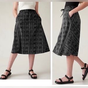 NWT Athleta size 20 Arrival Textured Midi Skirt Amara Stripe Black